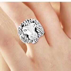 BARGAIN Sterling Silver Lion Head Ring 7.5 Grams size 7